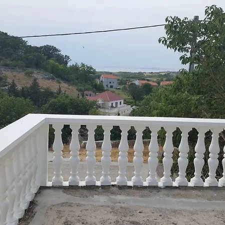 Cernesa *