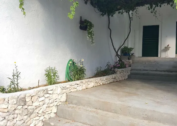 Appartement Cernesa Ražanac