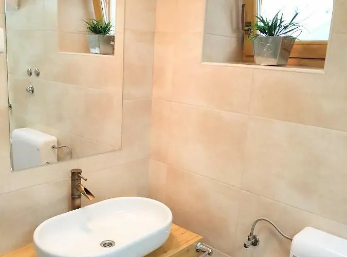 Cernesa Appartement Ražanac